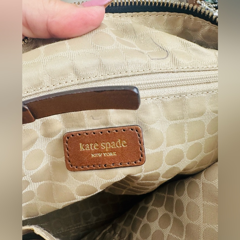 Kate Spade Black and Brown Shoulder Bag with Textured Finish - Picture 9 of 10